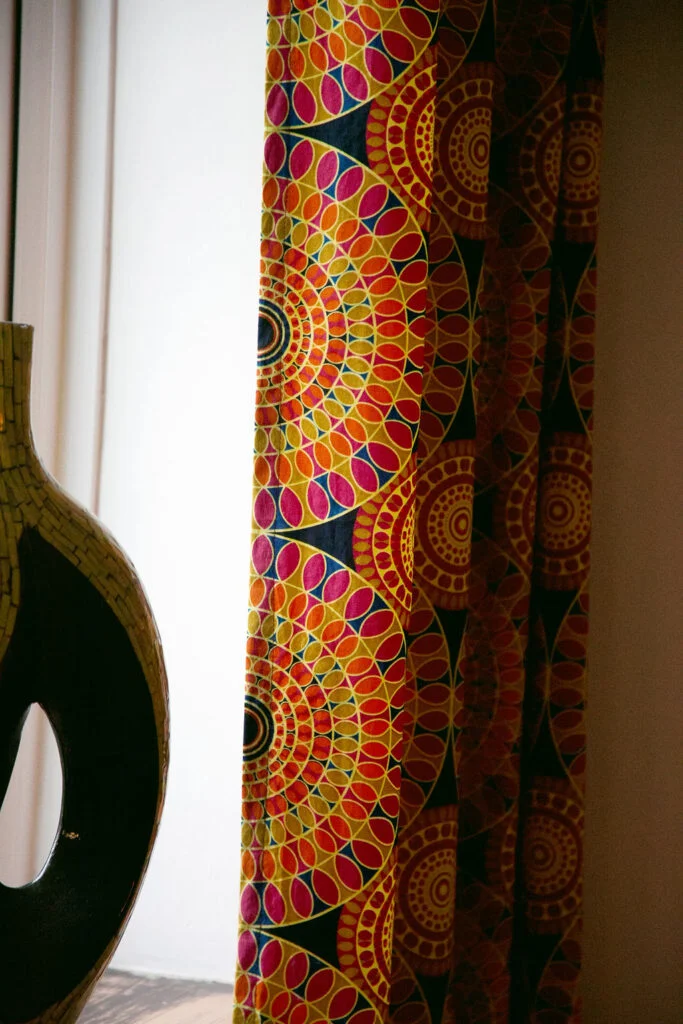 Dark shadow and colour curtain